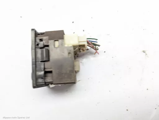 fc0b40aa-ea8c-4849-81f8-b003982077d4.jpeg?