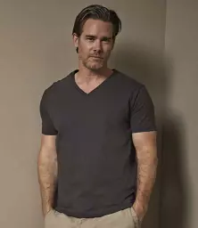 T8006%20DGY%20MODEL%20HERO%201.jpg?