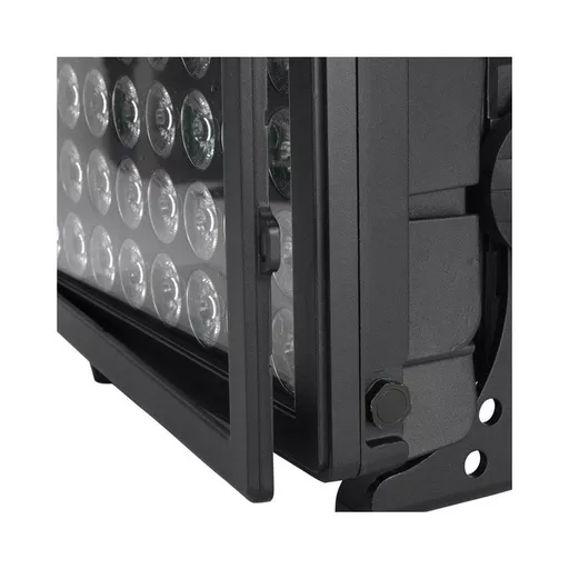 1758353150-30631500.jpg?