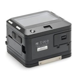 u-2025_IQ3100_05 1.jpg