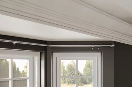 750160SP%20Close%20up%20SS%2028mm%20Bay%20Pole%2072%20dpi.jpg?