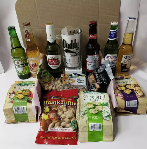 Fathers-Day-Pint-Tankard-Hamper-Personalised-Beer-Daddy-Since-Add-Name-Year.jpg