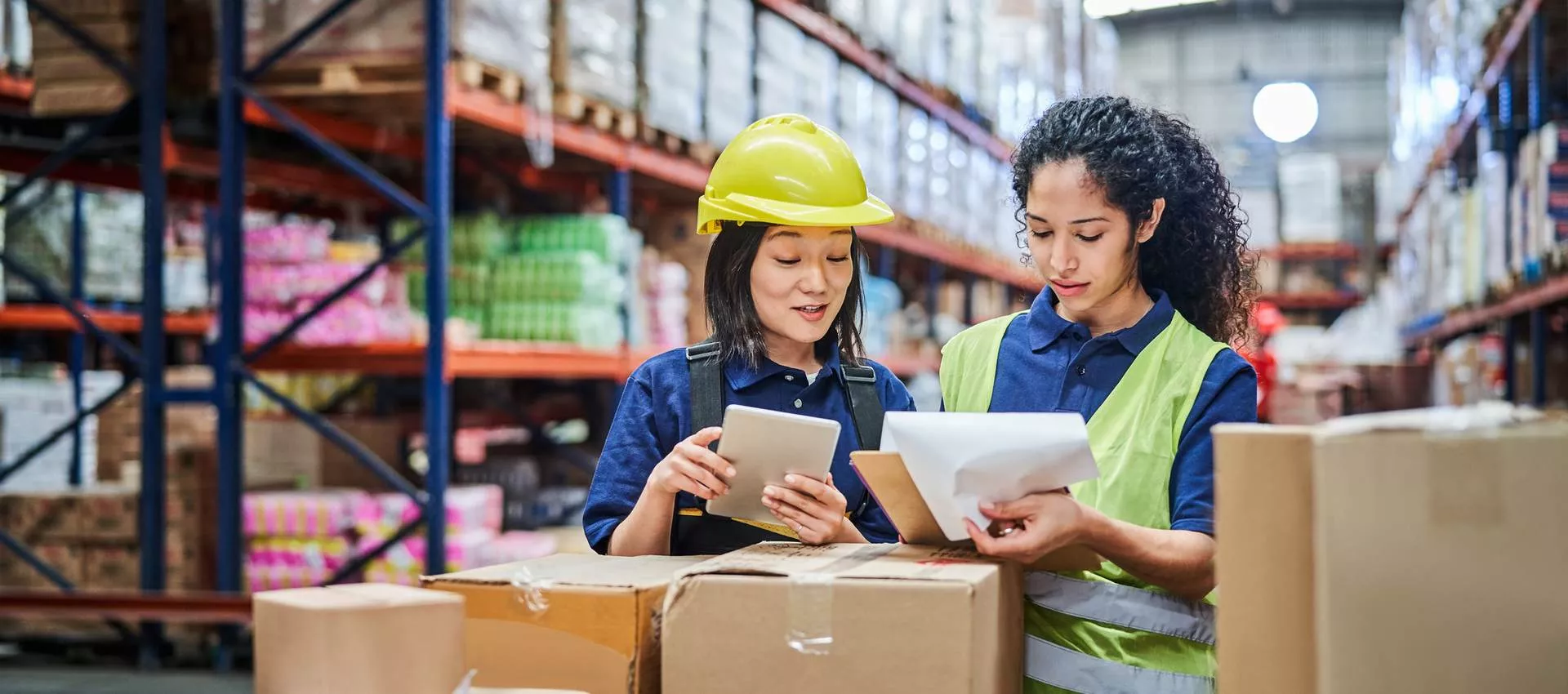 Warehouse-Packing-Station.jpg