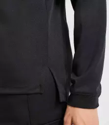 PR647%20BLK%20MODEL%205.jpg?