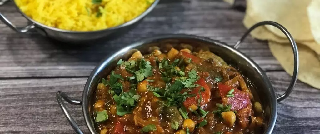 Pulled Aubergine and Chickpea Curry