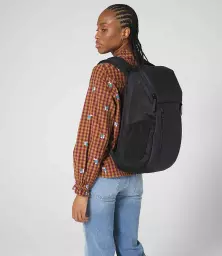 QD542%20BLK%20MODEL%202.jpg?