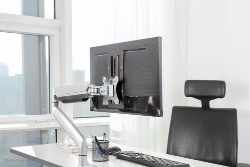 7tQVvQ4csEaH0nrbc929wQ.c-r.jpg?