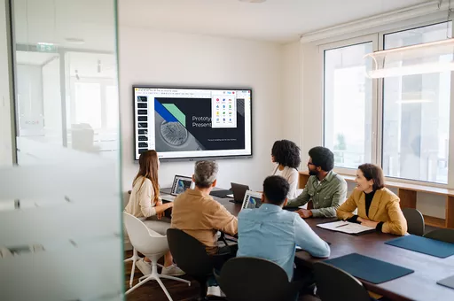 Pro Series 3_AdobeStock_773479656_Meeting Room_Microsoft Teams Visual_02.png