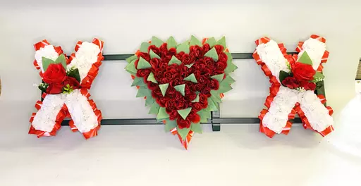 LOVE AND KISSES / I LOVE YOU FRAME - Tribute Memorial - any colour