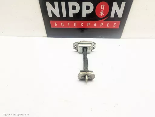 7e9b5db7-f72f-4691-94bf-b7dcc93daec2.jpeg?