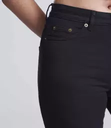 SD14%20BLK%20MODEL%204.jpg?