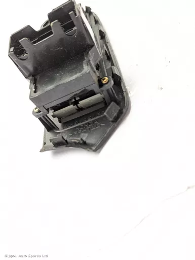 bcd6ffef-3413-4d0a-ac1d-3f1d95aefd6b.jpeg?