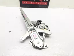 b0e955ee-7115-4242-a888-e1529c87ea1d.jpeg?