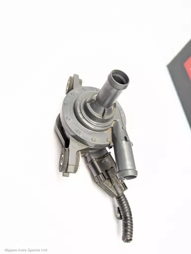 f50d40bb-527c-4310-9810-9b654b155ff0.jpeg?