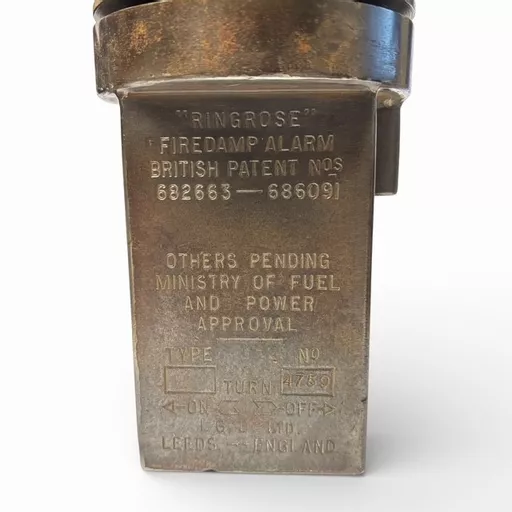 Miners LAmp Leeds 2.jpg