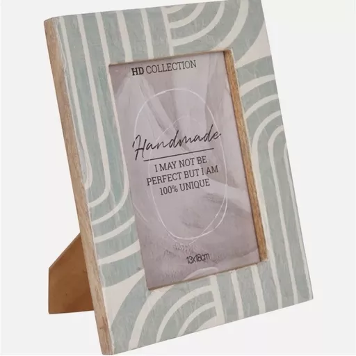 Bold Curve Photo Frame, 7.3 x 9.25