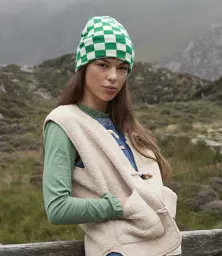 BB531%20KG_OW%20MODEL%202.jpg?