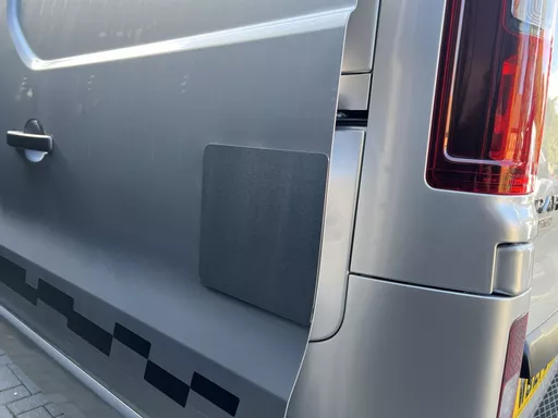 1770647281-88585800.jpg?