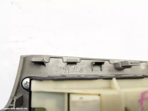 2f6c2ec5-a861-4373-afb3-b407a7fe18f2.jpeg?