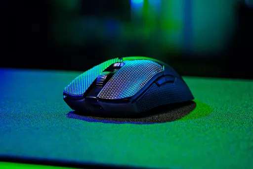 Razer Viper V2 Pro mouse Gaming Right-hand RF Wireless + USB Type-C Optical 30000 DPI