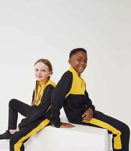 LV883%20BK_GO%20MODEL%202.jpg?