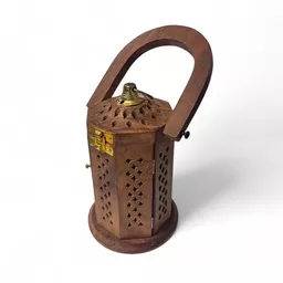 Wooden Lantern 3.jpg