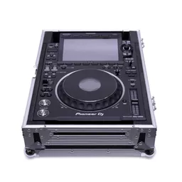 1701353497-99326300.jpg?