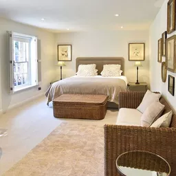 ivory bedroom.jpg