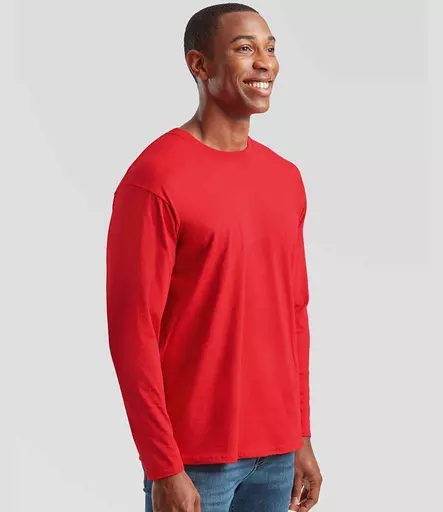 SS21%20RED%20MODEL%203.jpg?