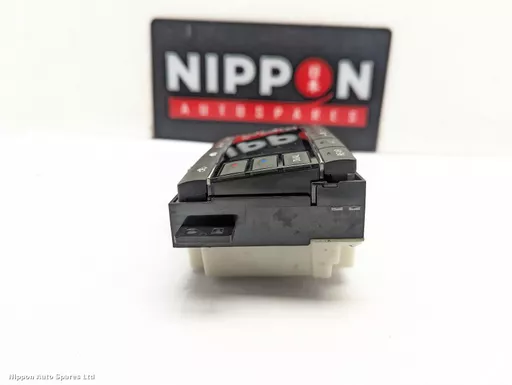 e9a826e5-d51a-4ebc-9cf4-b375e9480768.jpeg?