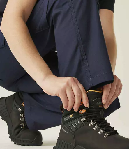 RG235%20NAV%20MODEL%208.jpg?