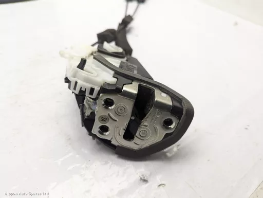 9a95f360-f18f-4c8a-a323-39e6107f40eb.jpeg?