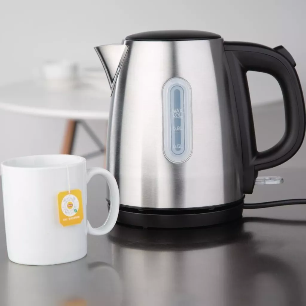 HOTEL ROOM APPLIANCES