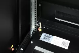 H33GNZfOFEG5SkFuQhQDzw.c-r.jpg?