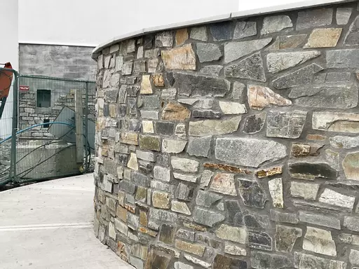 LG Natural Ledgestone 17
