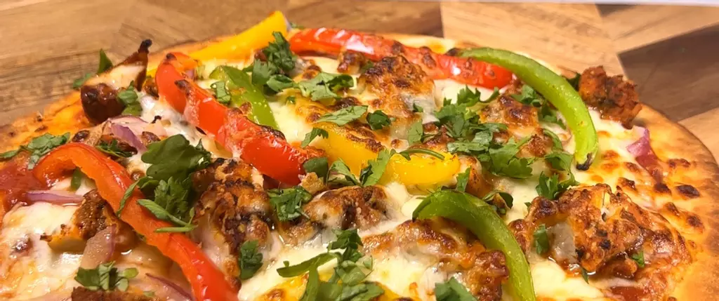 Tandoori Chicken Pizza