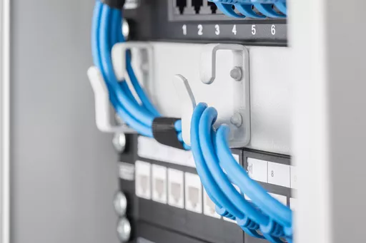 xcYTM8tEdkub9E5hErswVw.c-r.jpg?