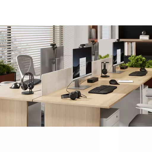 c7d-GiU4FUWqOxAA_cDkXQ.c-r.jpg?