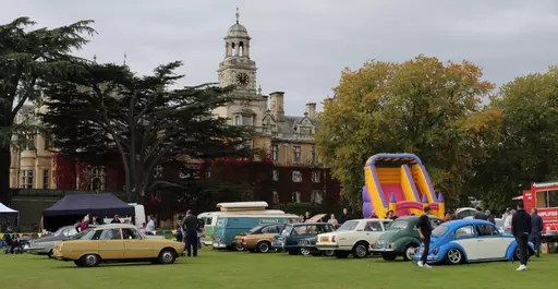 NOTTS CLASSIC CAR & MOTOCYLE SHOW @ THORESBY PARK, SUN 8 OCTOBER 2023