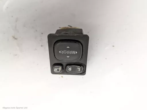 b9753104-178c-4b71-91eb-cc9d194ea72b.jpeg?