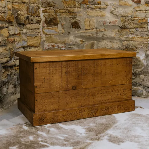Devonshire Plank Blanket Box