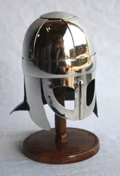 vk_108_helmet450a.jpg