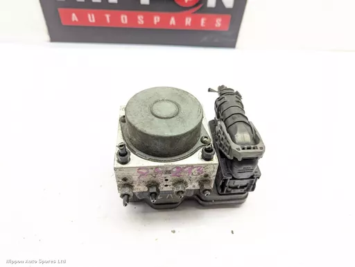 f2fe6c4b-8070-4004-aa3b-ae89b23314ff.jpeg?