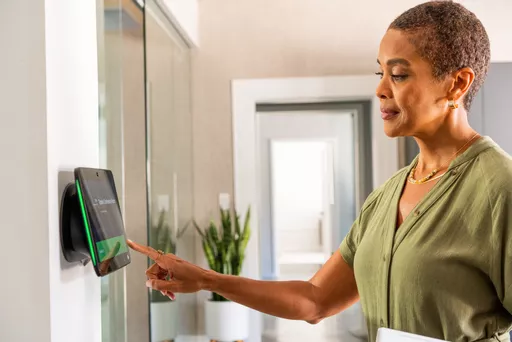 DkDXPOozfEqFz97H-a6Dew.c-r.jpg?