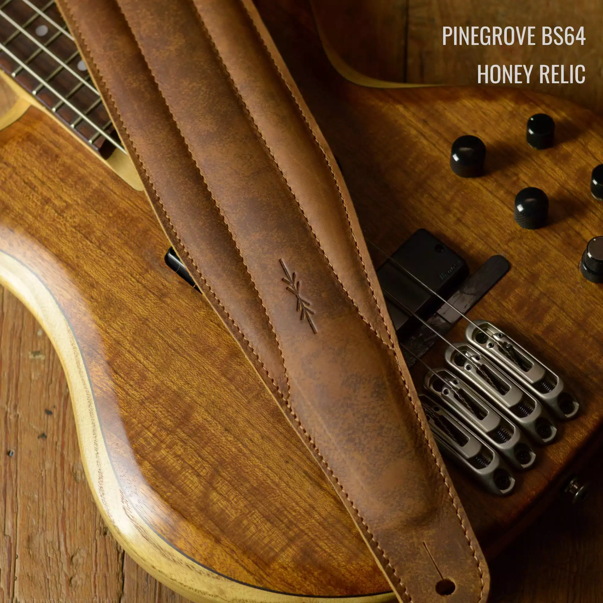 BS64 chestnut relic BASS GUITAR STRAP ANNO DSC_0989.jpg
