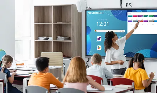 Pro Series 3_AdobeStock_453531556_UI+google Classroom_02.png