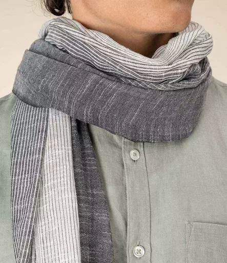 Spasso Urban Grey Striped Scarf