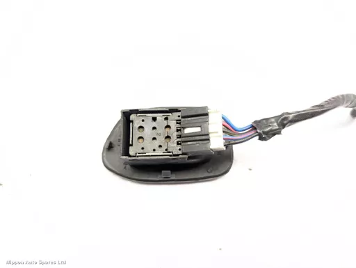 2e3330cf-3132-4e8d-bfd3-8aecaef2145f.jpeg?