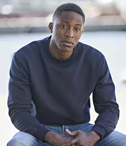 T5150%20NAV%20MODEL%201%20HERO.jpg?