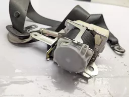 874b0d40-bb62-47bd-a4f2-2fa217f2a1da.jpeg?